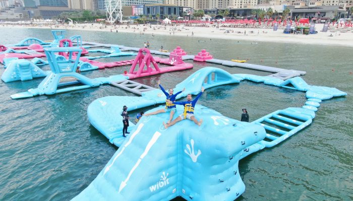 אקווה פאן – פארק מתנפחים על המים אקווה פאן – פארק מתנפחים על המים